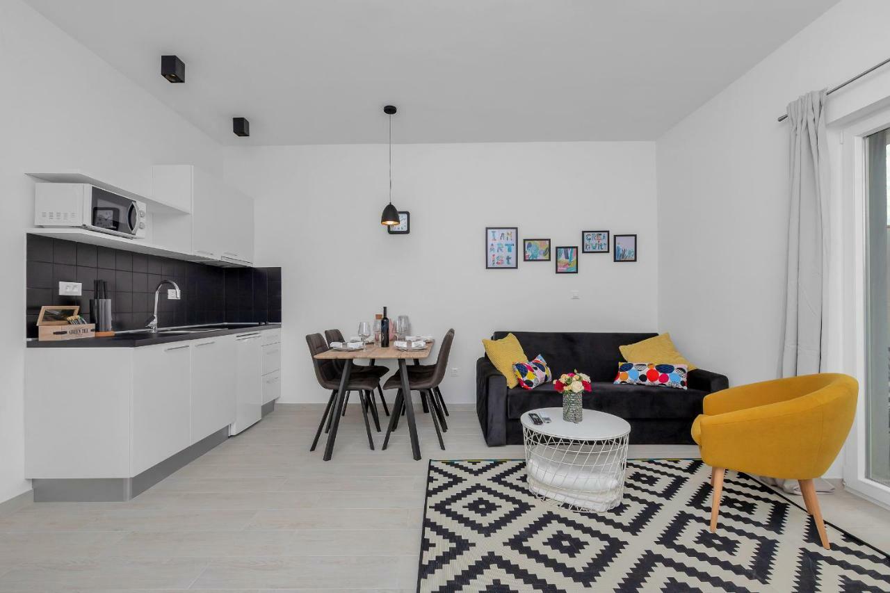 Apartments Morpheus Makarska Exterior photo