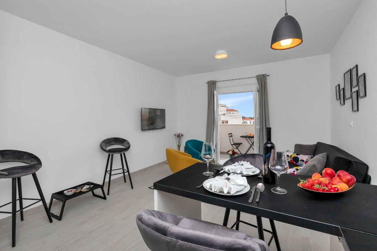 Apartments Morpheus Makarska Exterior photo